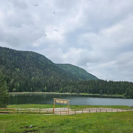 Apartmani Jezero Жабляк Экстерьер фото